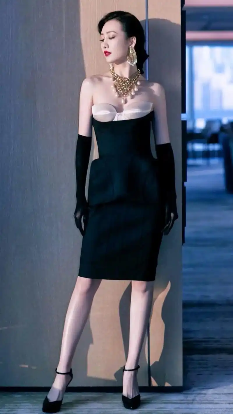 王鸥明星气质美女壁纸