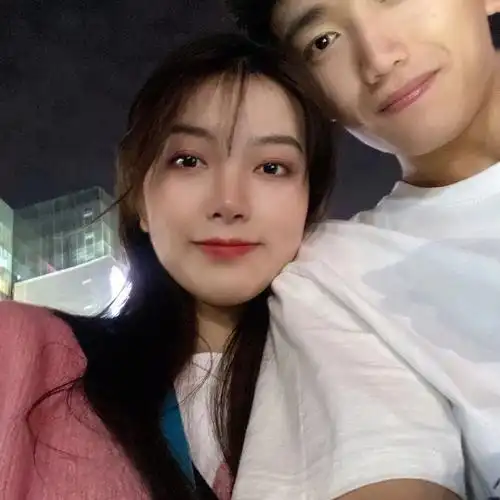 这是我和女朋友的合照