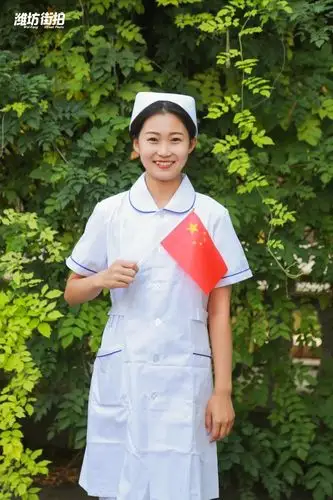 潍坊护理职业学院潍坊校区用最美的笑容表白最爱的祖国