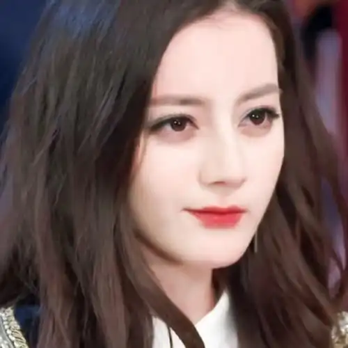 迪丽热巴头像