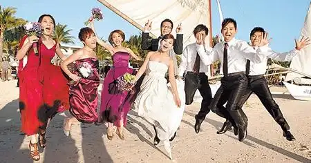 梁静茹婚礼惹新郎落泪 海边深情拥吻(图)