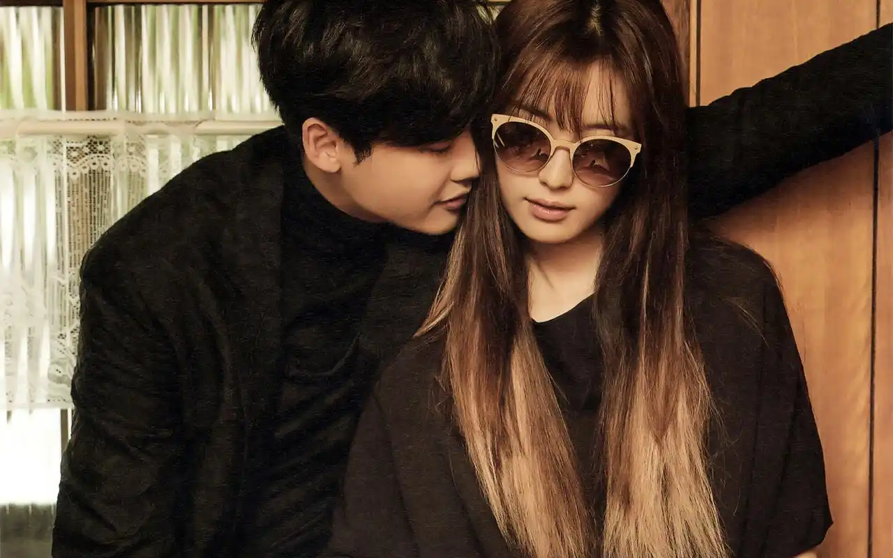 李钟硕韩孝周时尚杂志写真桌面壁纸