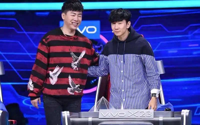 【林俊杰】【林俊杰&胡彦斌】互改编演唱对方歌曲 mtv真live_哔哩哔哩