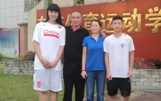 李月汝和徐杰什么关系同门师兄妹恩师均为丁万松指导