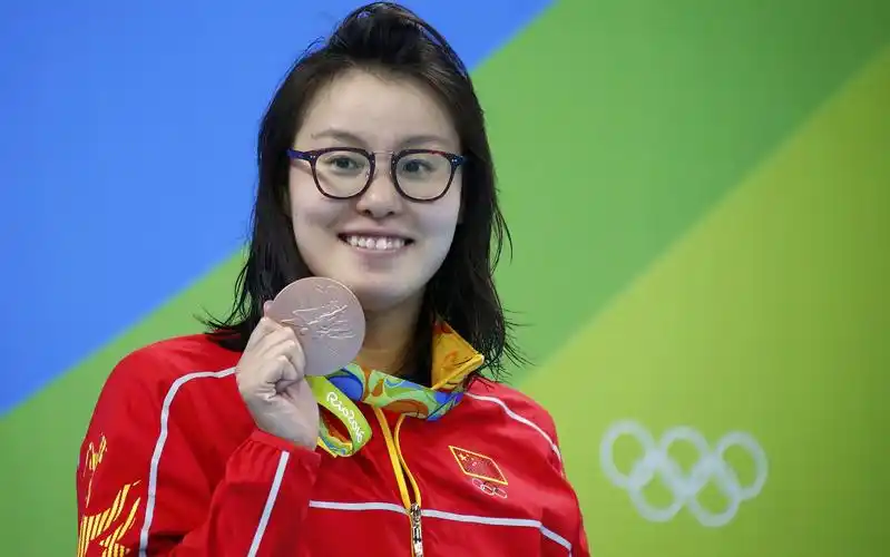 中国女游泳运动员傅园慧(2016年凭"洪荒之力"成名,拒绝千万代言费