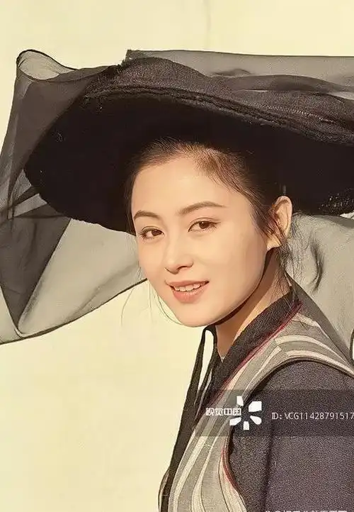 回顾"大陆美人"陈红,4次给港台女星当陪衬,却次次抢了女主风