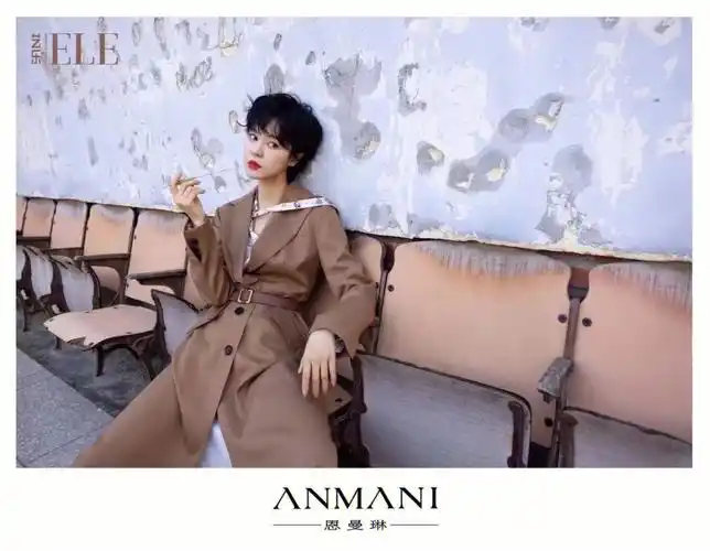 ΛnmΛni(恩曼琳)x 郁可唯斑驳屋瓦白墙,独取一隅宁静95闹市之外做