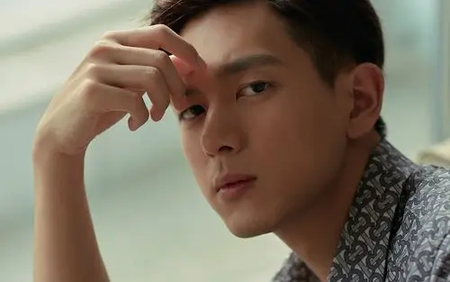 李现阳光帅气写真图片电脑壁纸高清大图预览1920x1200_大陆明星下载