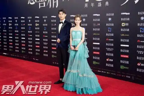 李一桐杨旭文谈恋爱真假李一桐杨旭文暧昧二三事儿