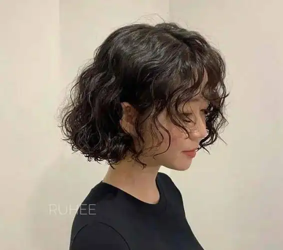 减龄短发烫好打理懒人首选