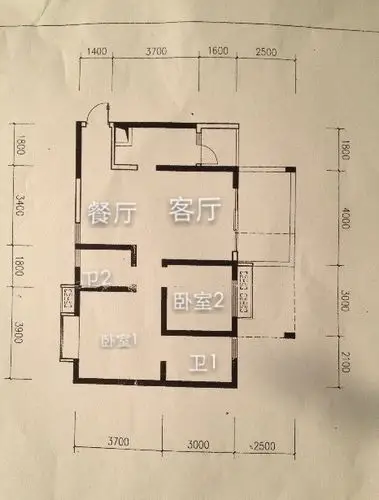 两居室如何改成三居室呢? 阳台最好能保留,能做为日常活动区域.