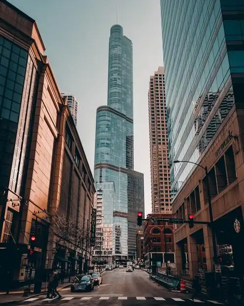 领秀教育:都2090年了,提升学历你还在等