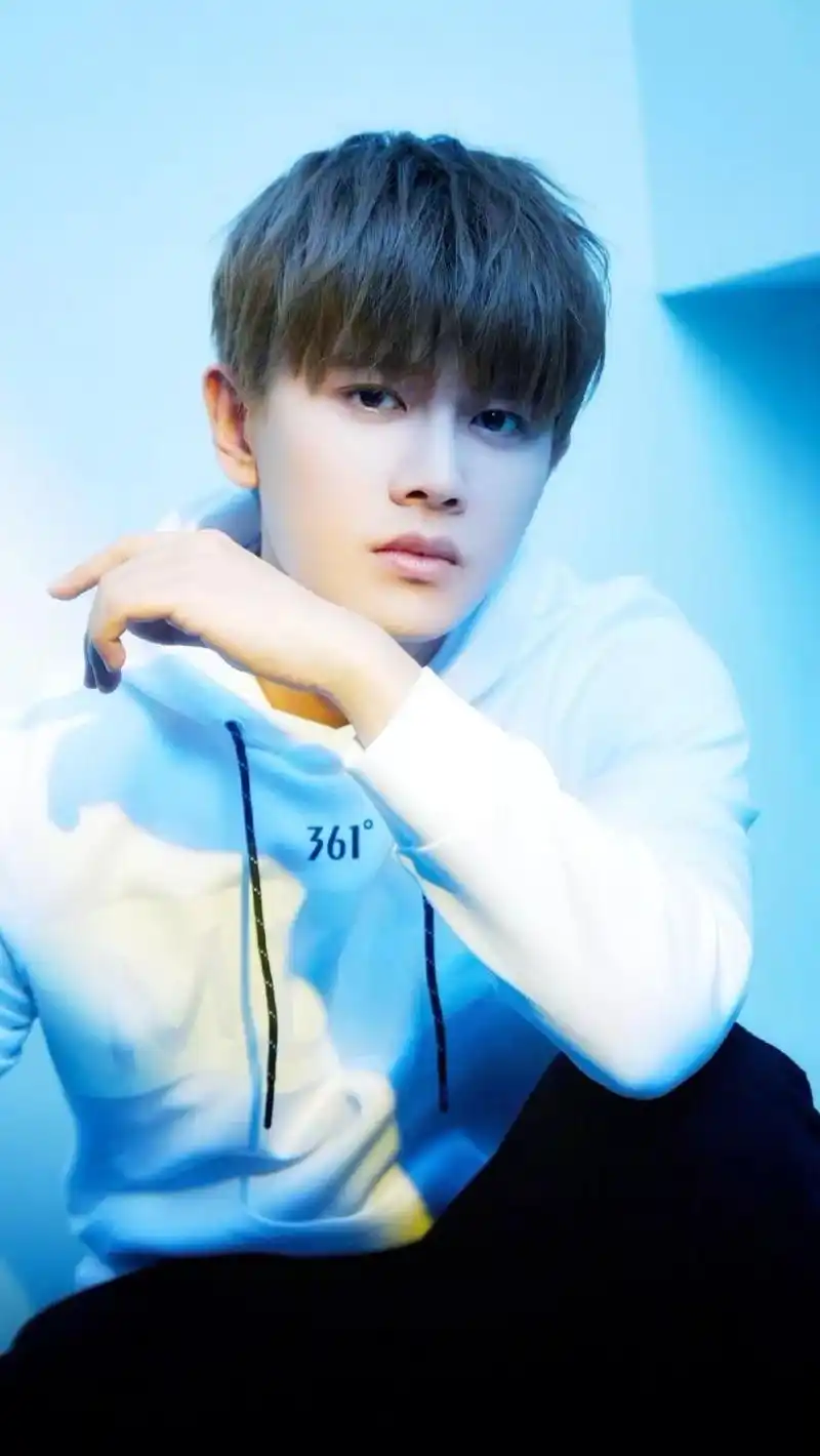 任嘉伦高清壁纸图集