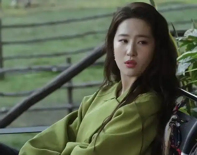 回过头看刘亦菲的微胖美治愈了多少女人的焦虑