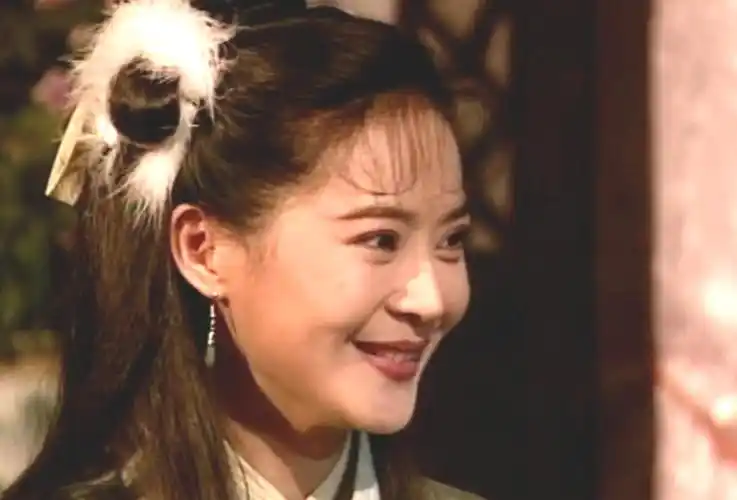 俞小凡三度出演聊斋奇女子,聂小倩优雅,姜小谢甜美,小翠很清纯