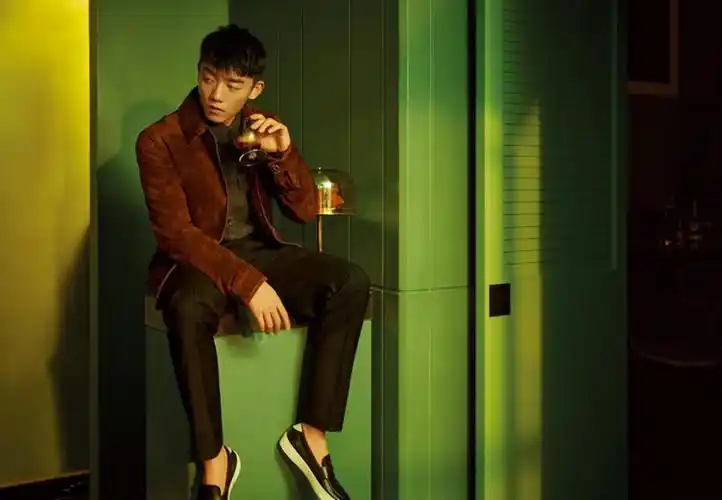 郑恺时尚杂志写真,高清图片-壁纸族