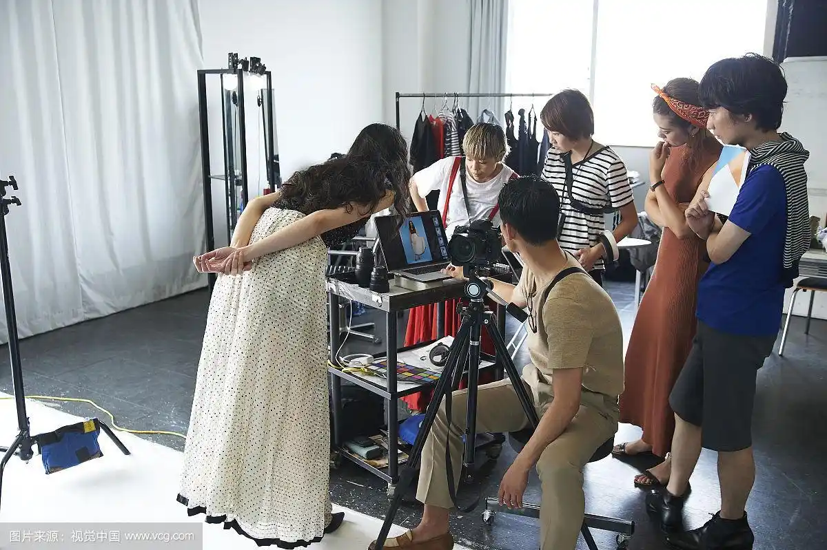 棚内拍摄 影棚拍摄 员工