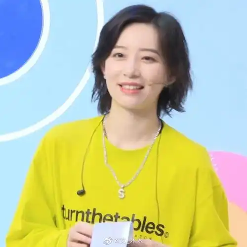 好可爱啊李斯丹妮