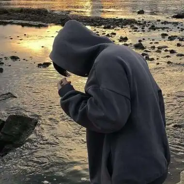 祁宋ins风格文艺范男生头像