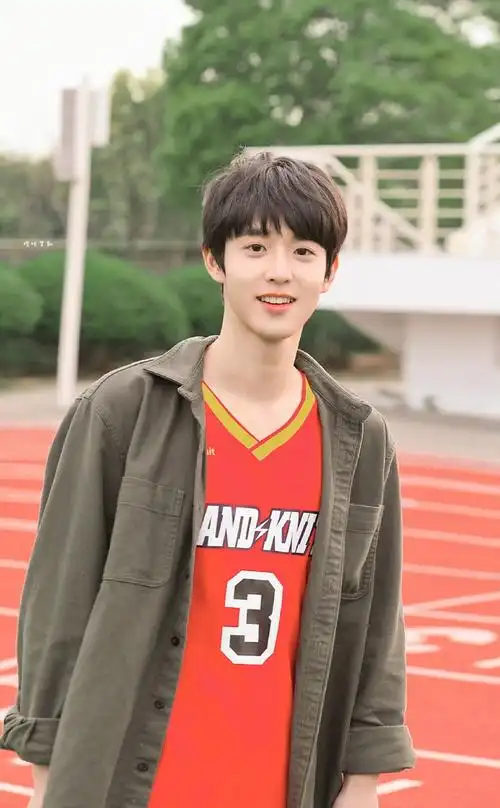 增加本组吴宇恒含量