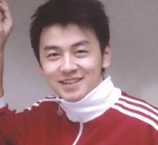 18岁黄渤还可以,18岁鹿晗也忍了,看了18岁的雷佳音我忍不住了|徐峥