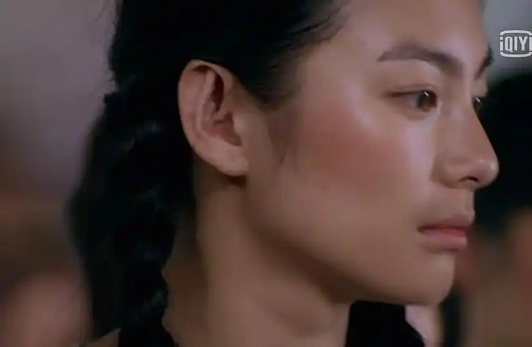 考古张小雨张雨绮的电影