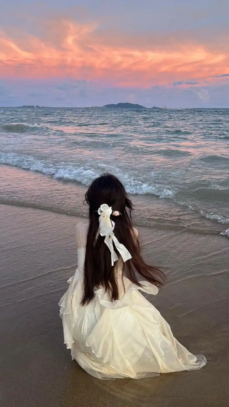 还没跟你牵着手.在三亚的海边@dou 小助手 #一起看海 #