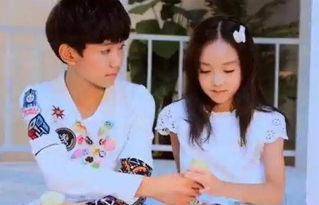 网传中的王源的女朋友是谁 公司回应真正女朋友是