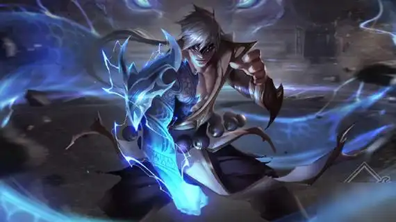 其中最令玩家们在意的就是盲僧李青即将推出一款超级酷炫的龙拳皮肤