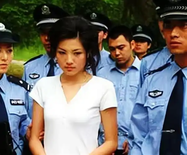 2005年美女死刑犯毕丽梅被枪决为何到火葬场又死而复生