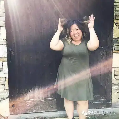 第一眼看上去很丑的女人,减肥后是个胖子!但很美