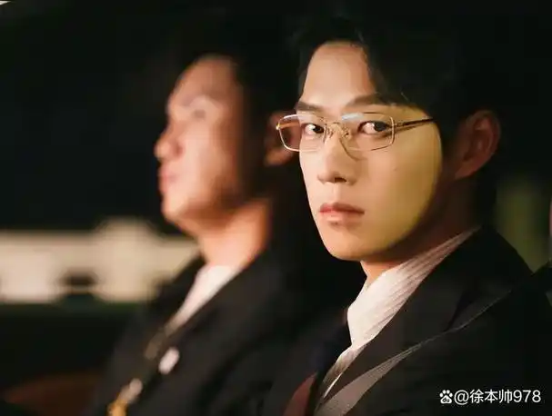 全程歪脖子睁不开眼45岁秦昊带来影帝教科书式演技