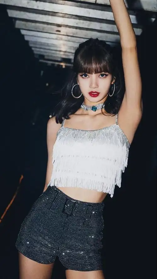 lisa blackpink 粉墨 美女 明星 壁纸 手机壁纸