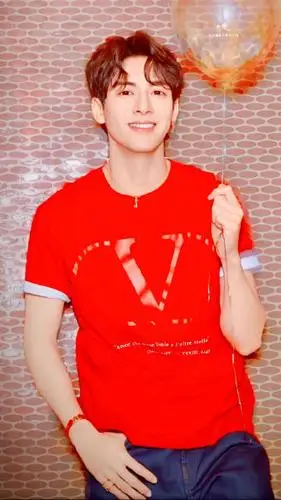 每一天都开开心心哒[米奇比心]@曾舜晞joseph    再一次祝哥新年快乐!