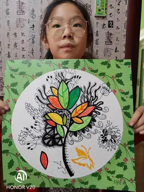 19_20黑白画室初级三班【创意树叶线描画】辅导老师 陈老师