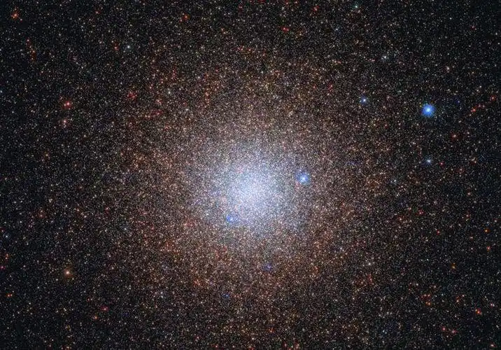 ngc6441是一个华丽的宇宙视觉奇观.