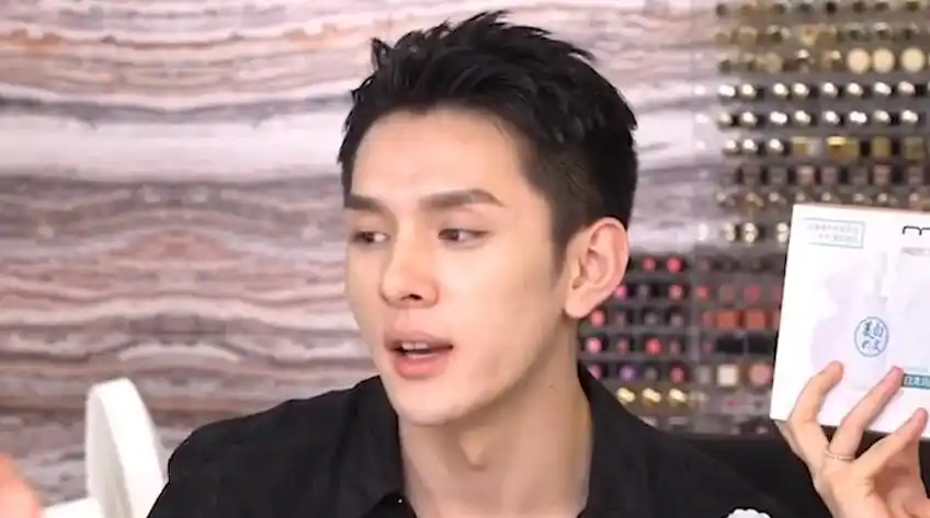 李佳琦登上《时代》,时代造就李佳琦