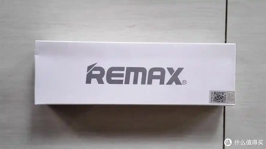remax睿量插线板开箱