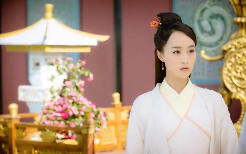 蓝盈莹《山海经之赤影传说》人物剧照桌面壁纸