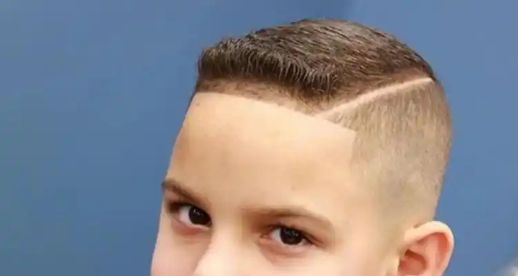 小男童最潮短发发型