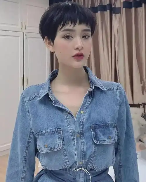 2020流行"盖盖头"发型,灵动又俏皮,潮范十足!