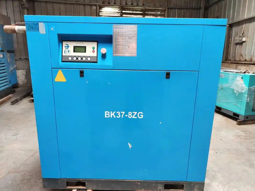 开山37千瓦50匹直连螺杆二手空压机