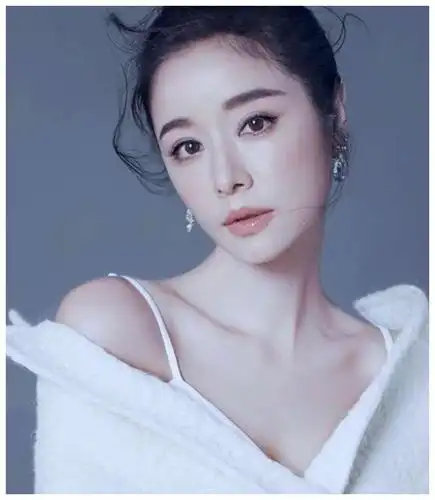 林心如年轻时无人主动追求?当十八岁青涩照被晒出后,这怎么敢追