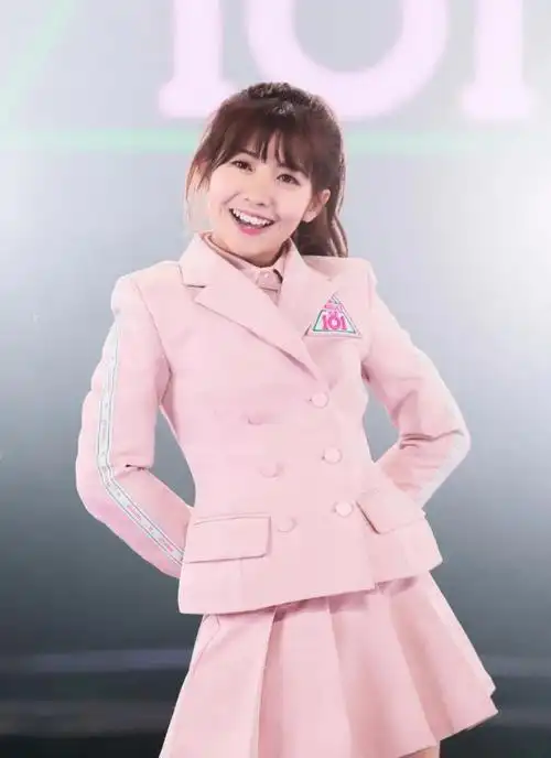 原创又见鞠婧祎同款古装高跟鞋这次赖美云穿上了