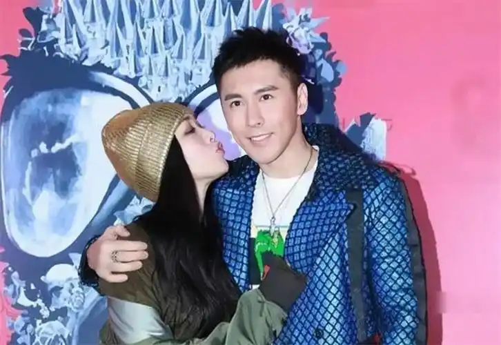 回顾张伦硕娶大12岁的钟丽缇,做3个女儿的继父,结婚8年恩爱如初