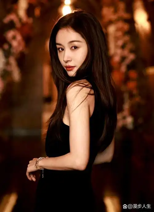 不得不说王子文可太厉害了,那真的是把自己的优点拿捏得死死的呀!