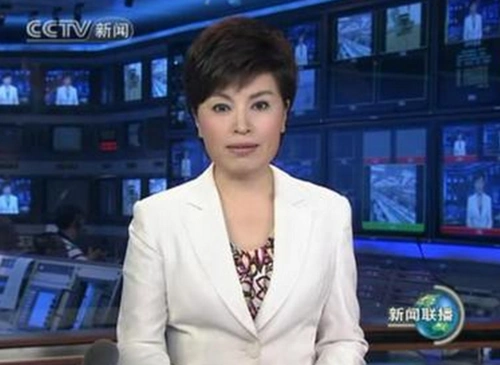 新闻联播主持人待遇再引热议 月薪28万为真?