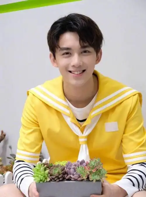 【吴磊个人资料简介】学霸上线!