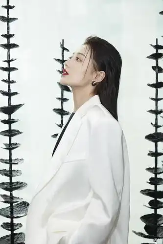 美女演员王秀竹迷人美照欣赏真好看