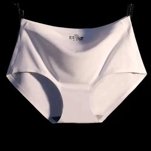 818款冰丝女士无痕内裤女竹炭面料纯档中腰竹纤维三角裤大码夏